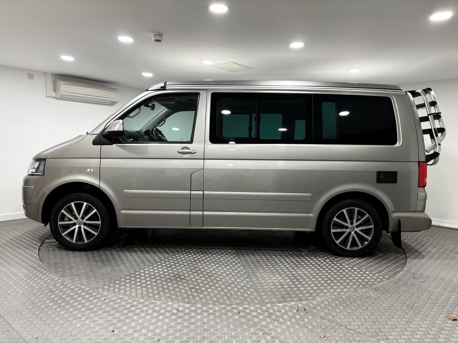Used Volkswagen California 2015 for sale - 77021335: Photo 7