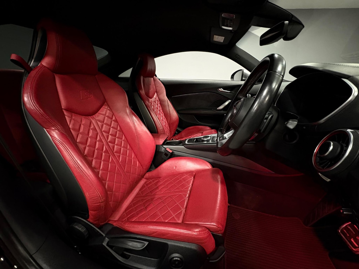 Used Audi TTS 2017 for sale - 77425089: Photo 11