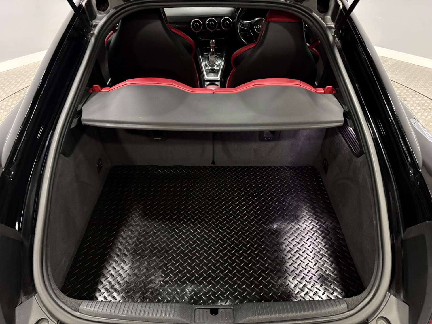 Used Audi TTS 2017 for sale - 77425089: Photo 44