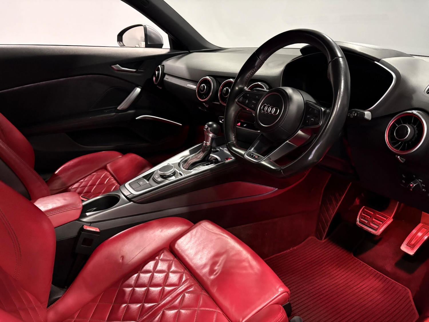 Used Audi TTS 2017 for sale - 77425089: Photo 9