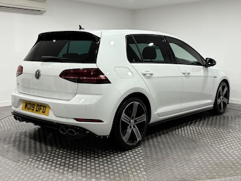 Used Volkswagen Golf 2019 for sale - 75577871: Photo
