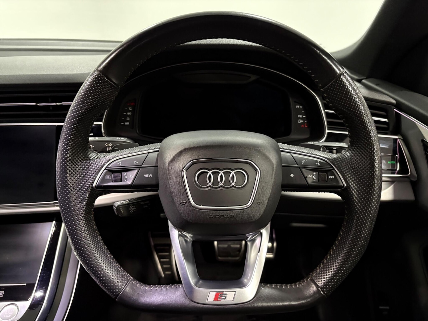 Used Audi Q8 2019 for sale - 77021141: Photo 15