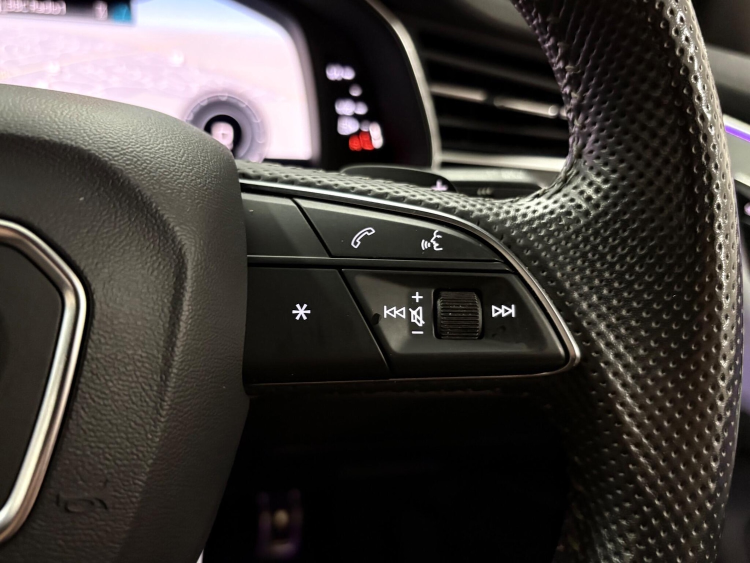 Used Audi Q8 2019 for sale - 77021141: Photo 20