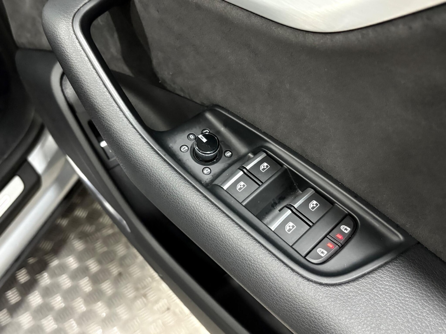 Used Audi Q8 2019 for sale - 77021141: Photo 47