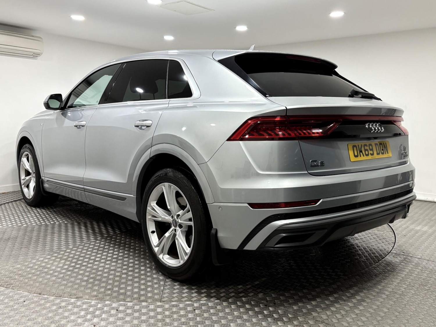 Used Audi Q8 2019 for sale - 77021141: Photo 5