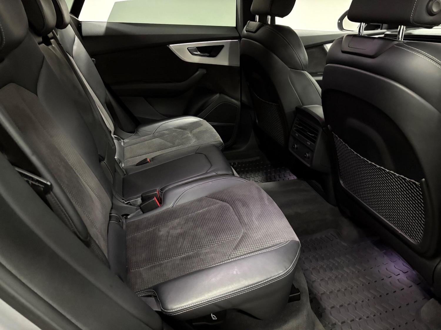 Used Audi Q8 2019 for sale - 77021141: Photo 52