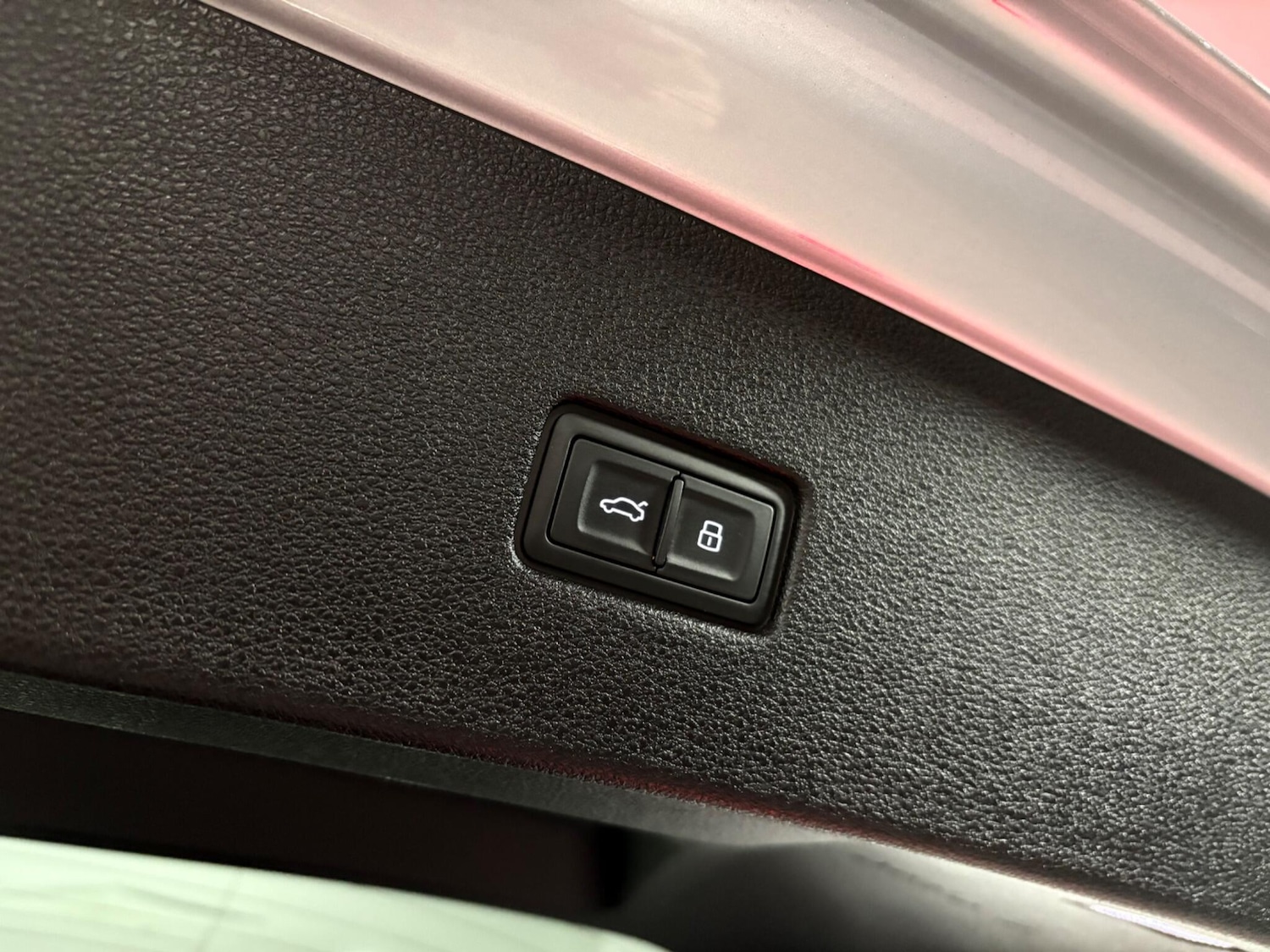 Used Audi Q8 2019 for sale - 77021141: Photo 56