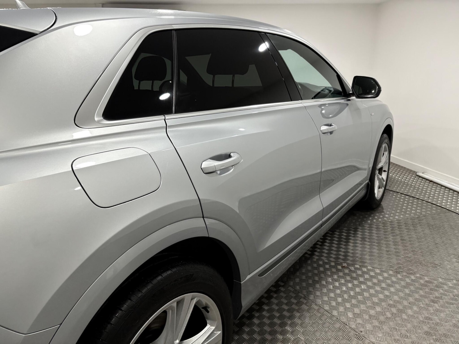 Used Audi Q8 2019 for sale - 77021141: Photo 59