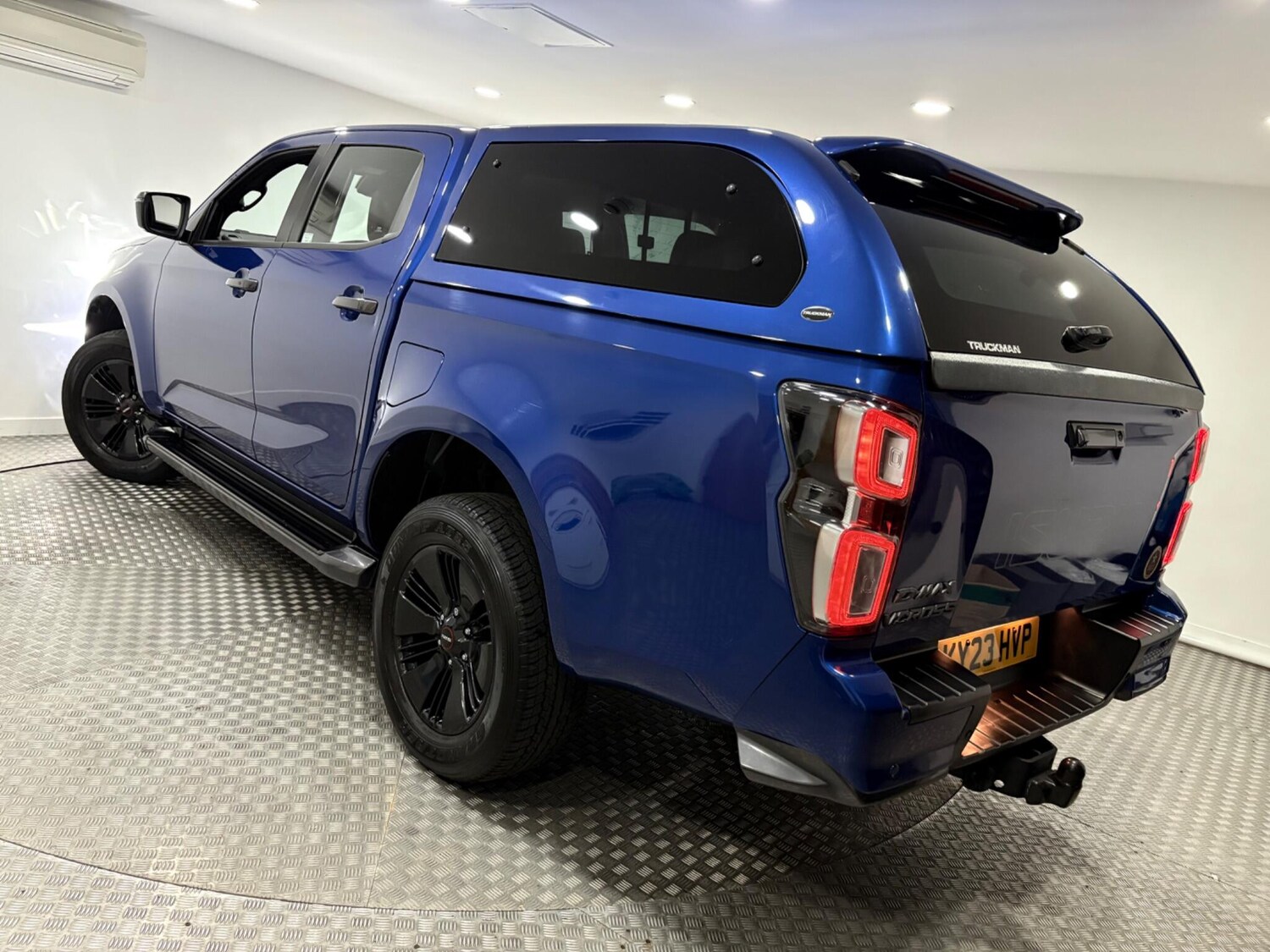 Used Isuzu D-Max 2023 for sale - 76832520: Photo 46