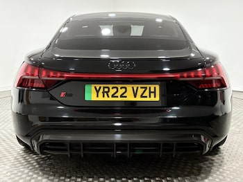 Used Audi RS e-tron GT 2022 for sale - 77021275: Photo