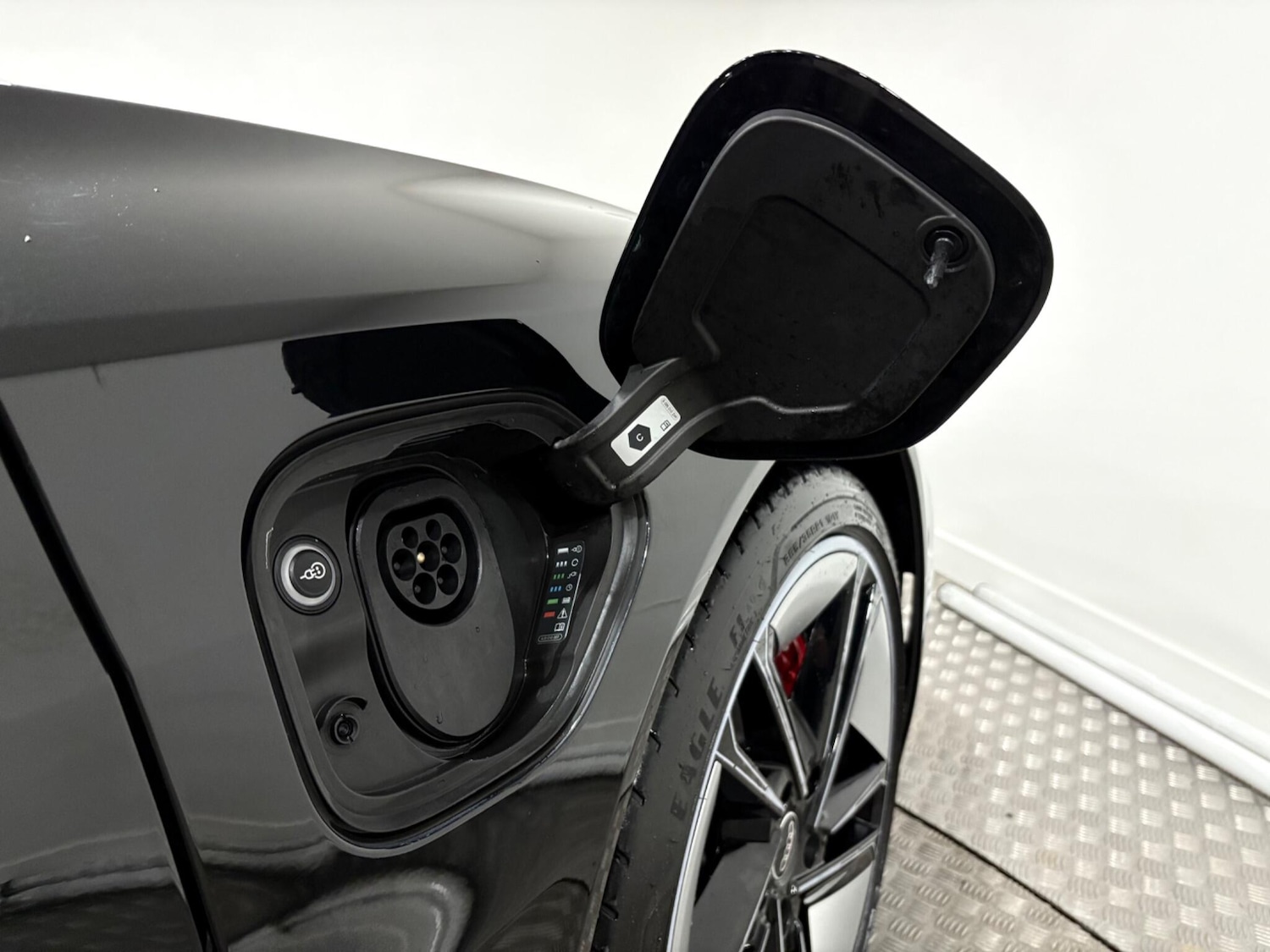 Used Audi RS e-tron GT 2022 for sale - 77021275: Photo 62