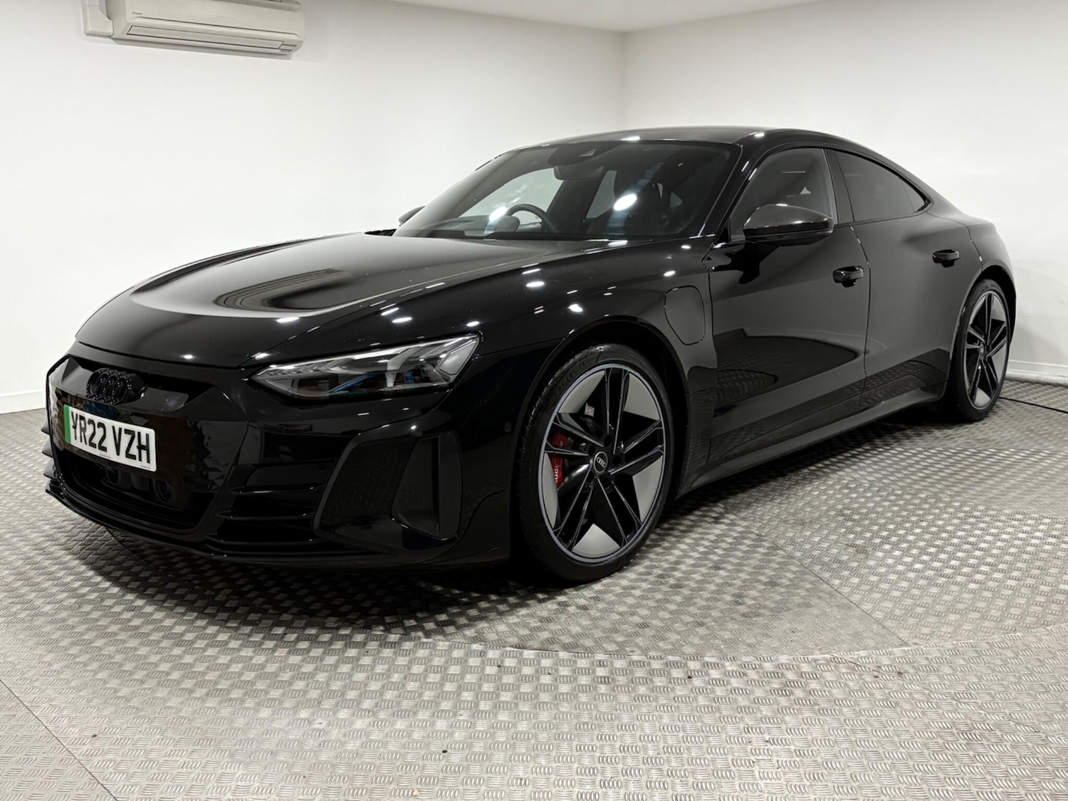Used Audi RS e-tron GT 2022 for sale - 77021275: Photo 7
