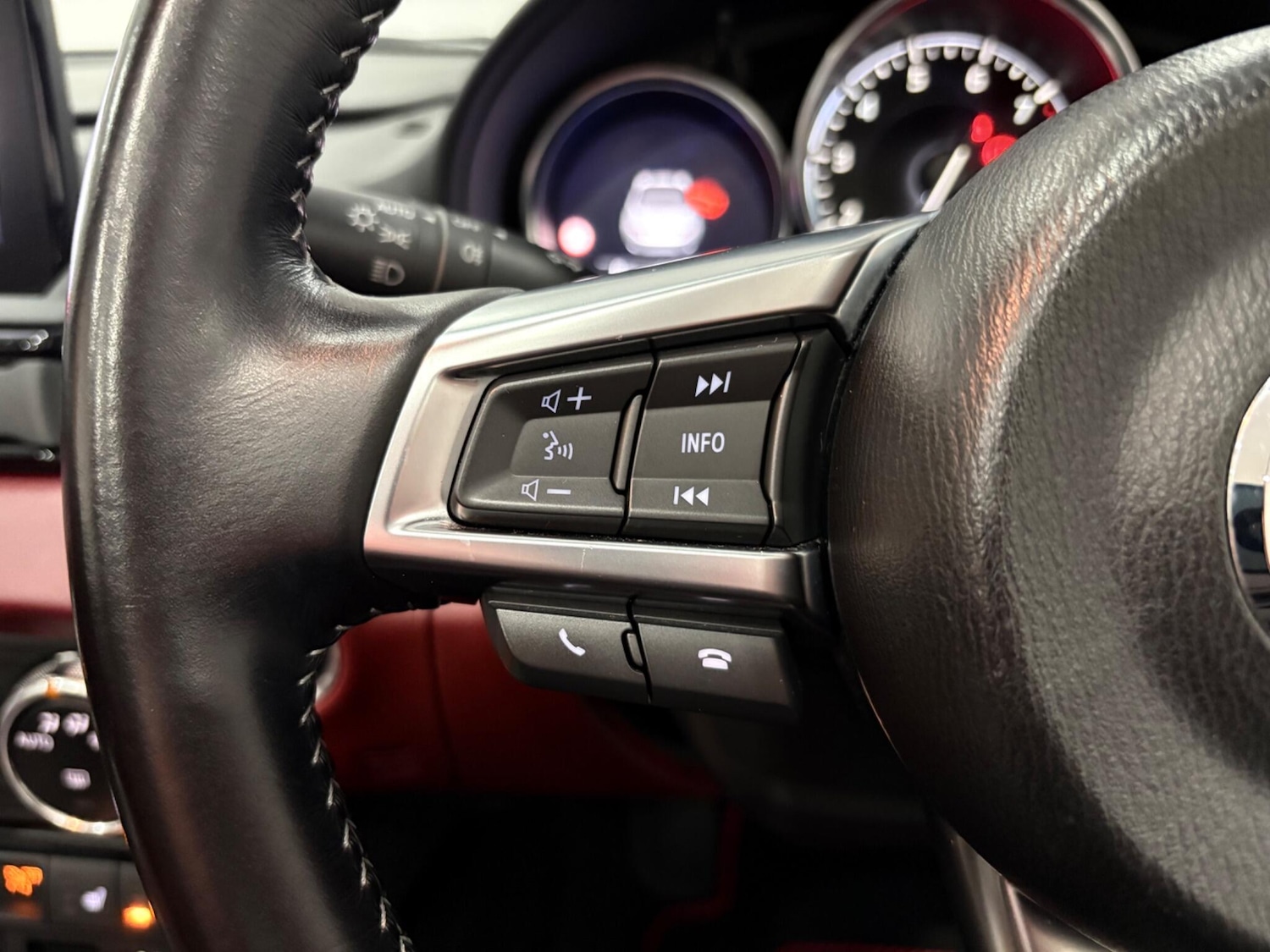 Used Mazda MX-5 for sale - 77330827: Photo 16