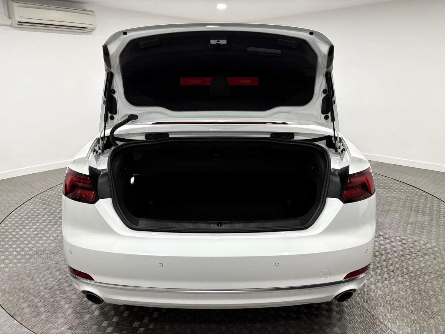 Vehicle 32