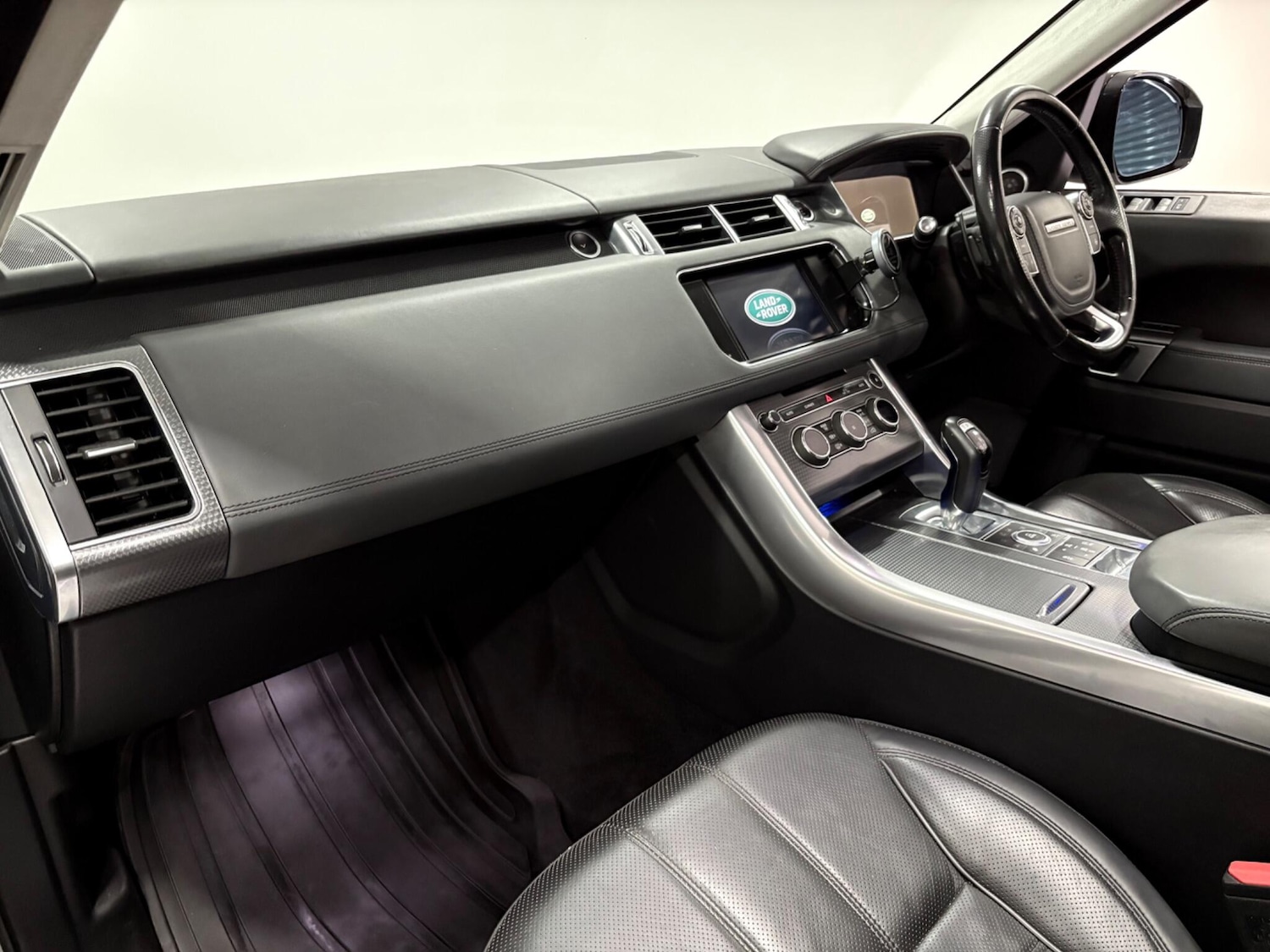 Used Land Rover Range Rover Sport 2015 for sale - 76607051: Photo 11