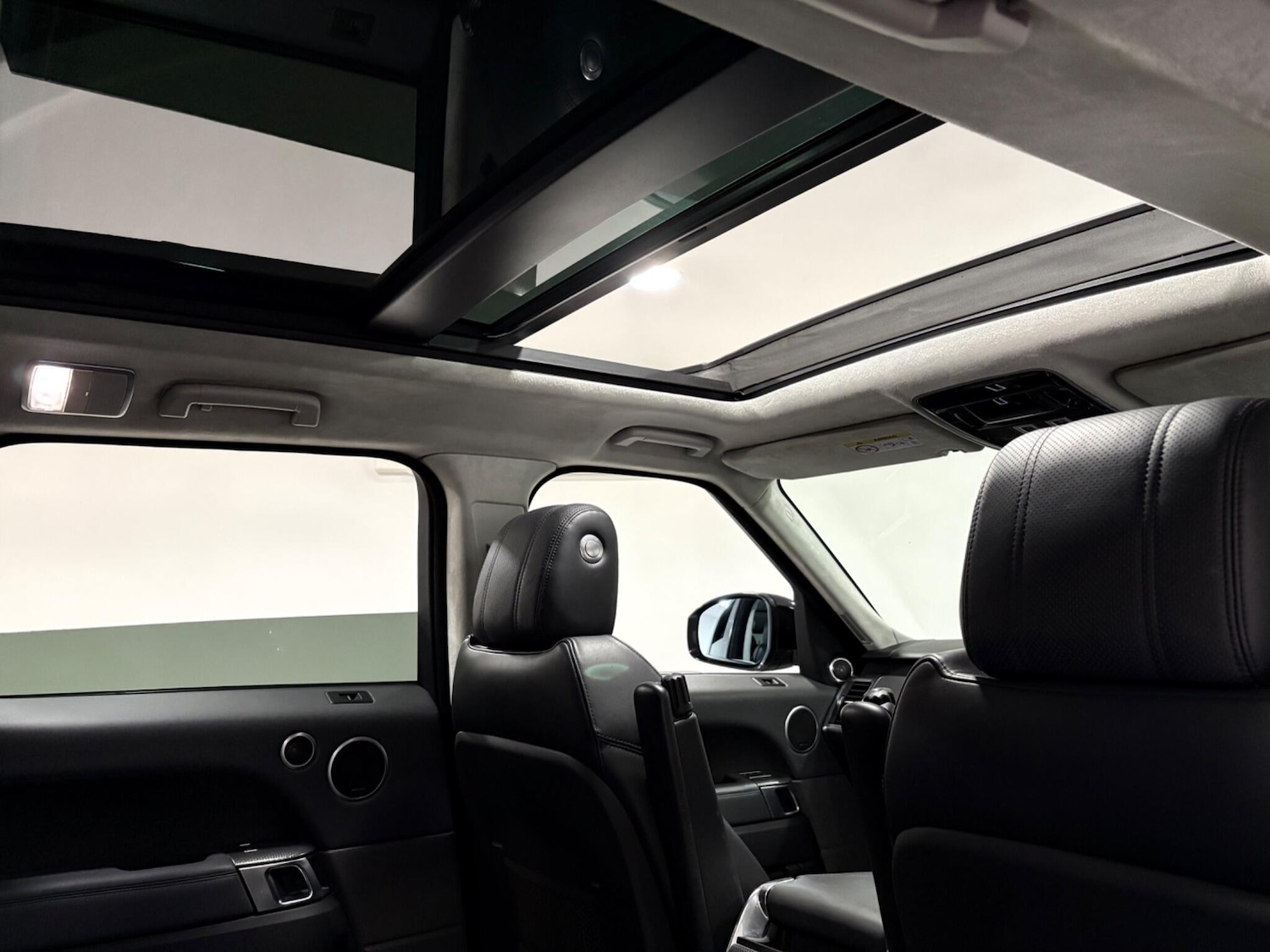 Used Land Rover Range Rover Sport 2015 for sale - 76607051: Photo 38