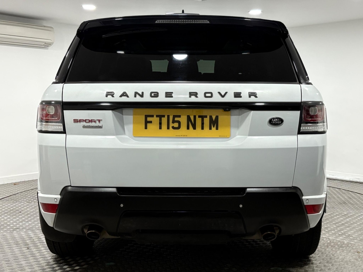 Used Land Rover Range Rover Sport 2015 for sale - 76607051: Photo 4