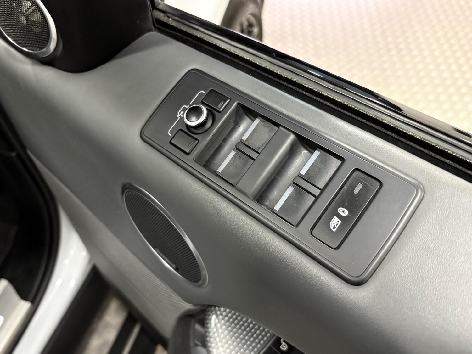 Used Land Rover Range Rover Sport 2015 for sale - 76607051: Photo 42