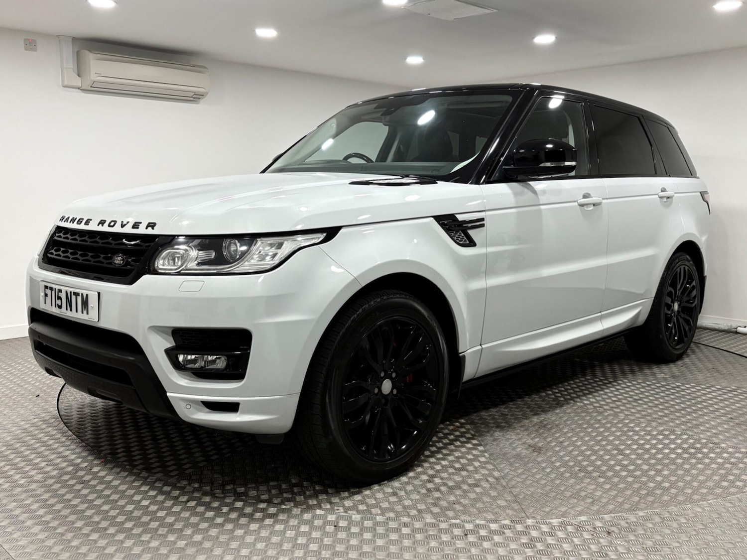Used Land Rover Range Rover Sport 2015 for sale - 76607051: Photo 7