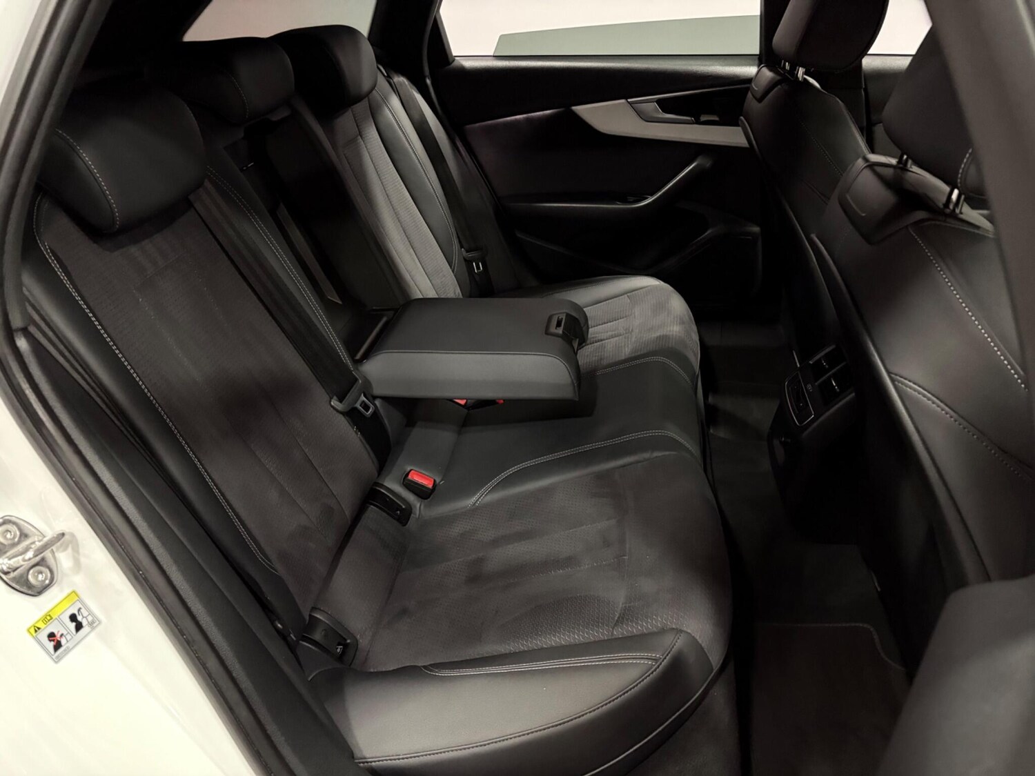 Used Audi A4 2023 for sale - 77882467: Photo 43