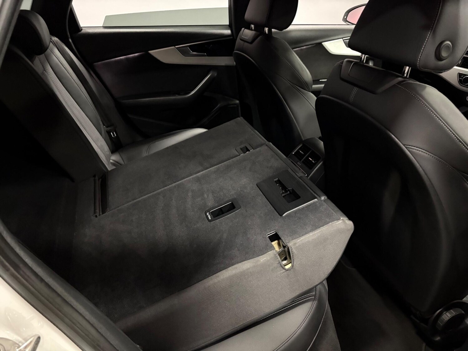 Used Audi A4 2023 for sale - 77882467: Photo 45