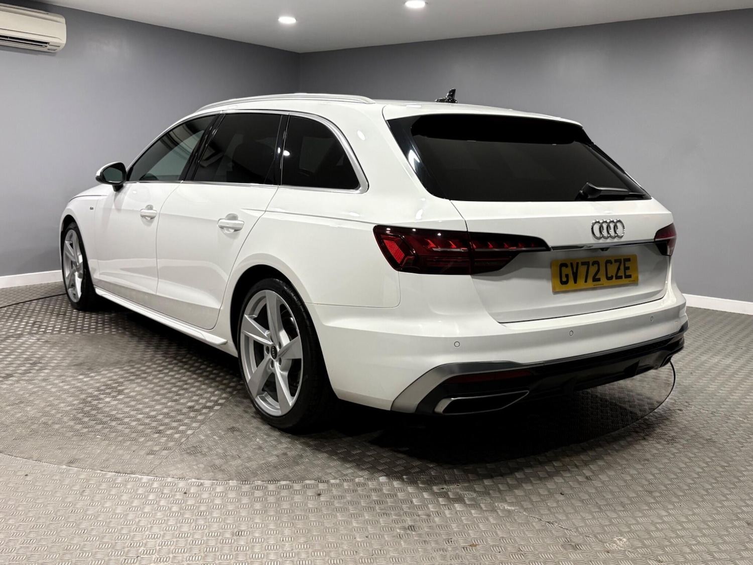 Used Audi A4 2023 for sale - 77882467: Photo 5