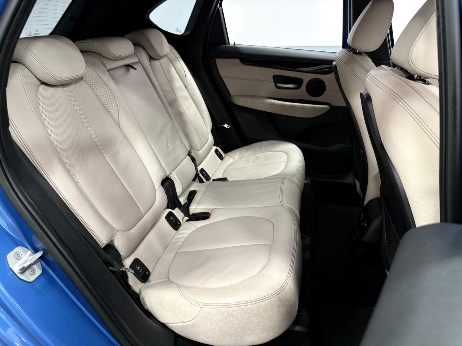 Used BMW 2 Series 2017 for sale - 77020939: Photo 39