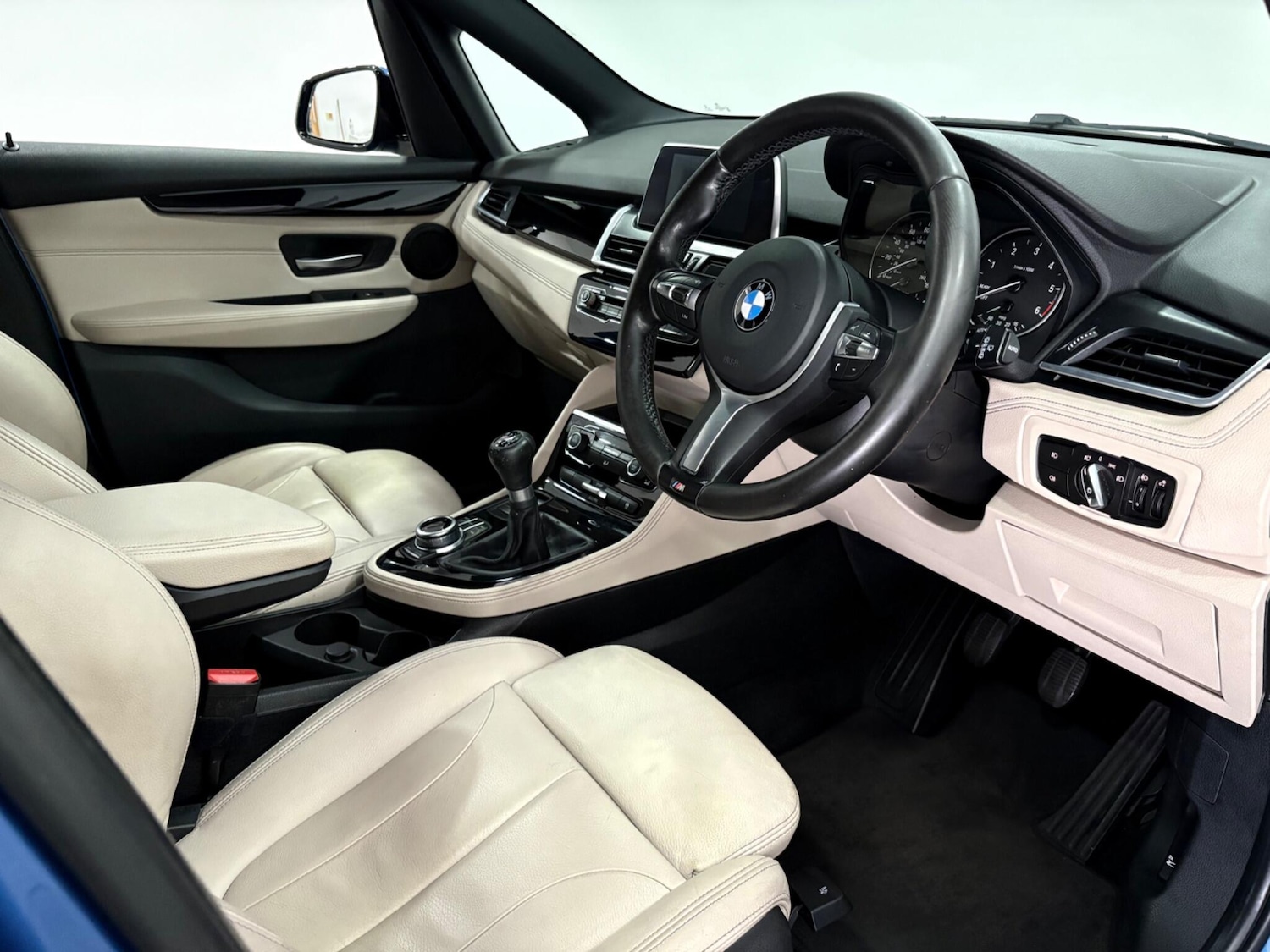 Used BMW 2 Series 2017 for sale - 77020939: Photo 9