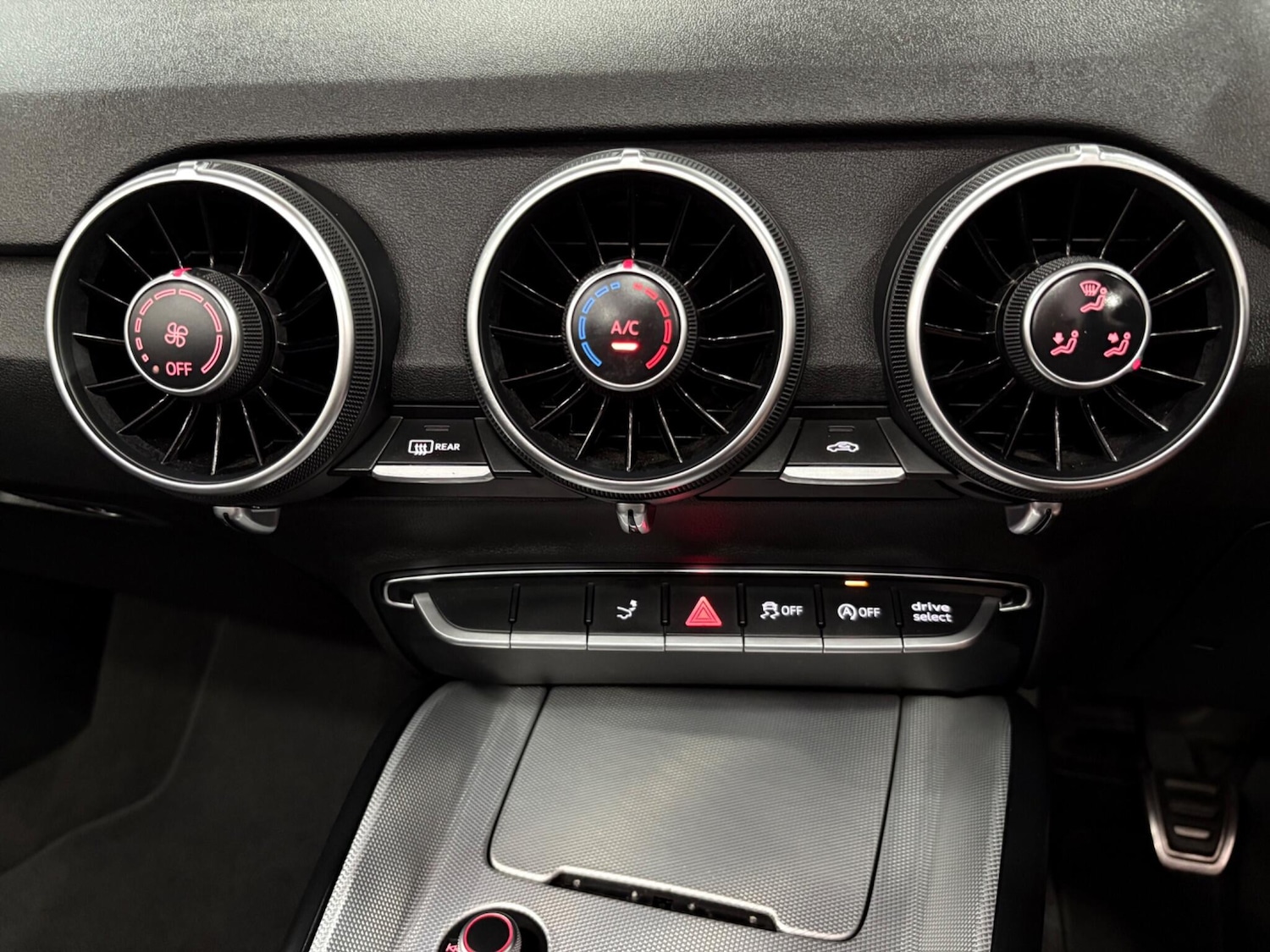 Used Audi TT 2015 for sale - 77021214: Photo 30