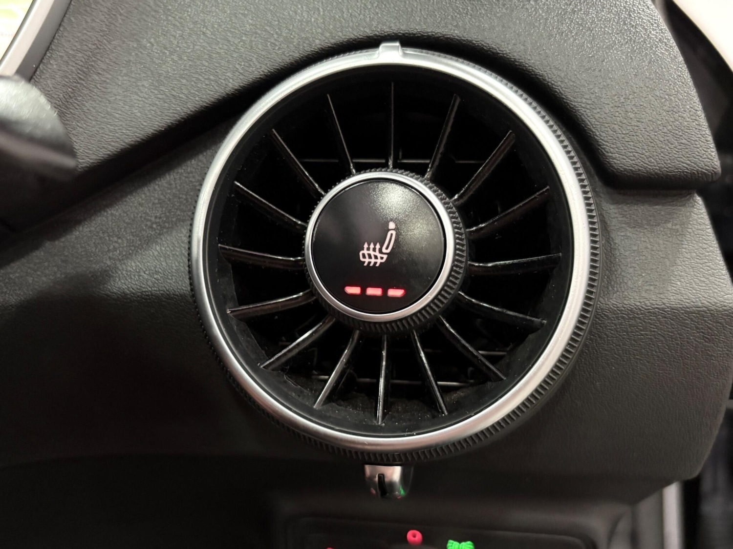 Used Audi TT 2015 for sale - 77021214: Photo 31