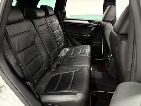 Used Volkswagen Touareg 2016 for sale - 75258110: Photo 38