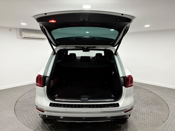 Used Volkswagen Touareg 2016 for sale - 75258110: Photo 41