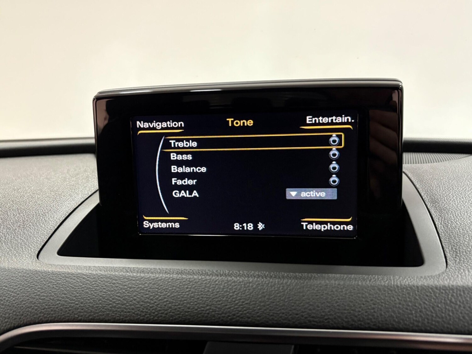 Used Audi Q3 2017 for sale - 76270991: Photo 24