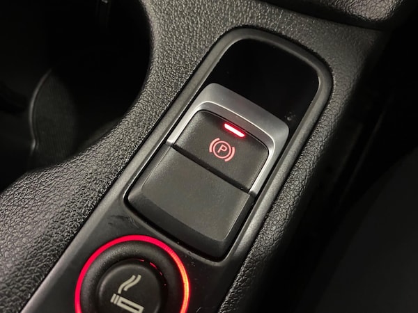 Used Audi Q3 2017 for sale - 76270991: Photo 32