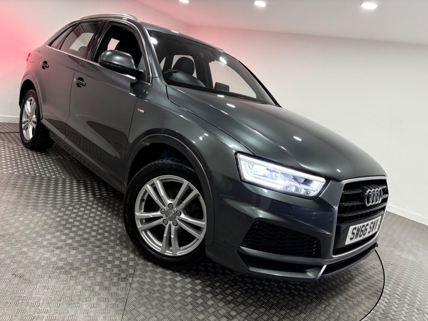 Used Audi Q3 2017 for sale - 76270991: Photo 44