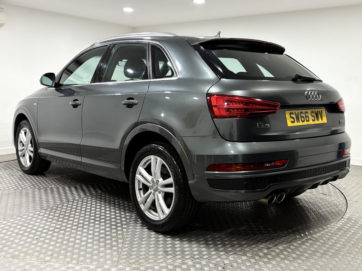 Used Audi Q3 2017 for sale - 76270991: Photo 5
