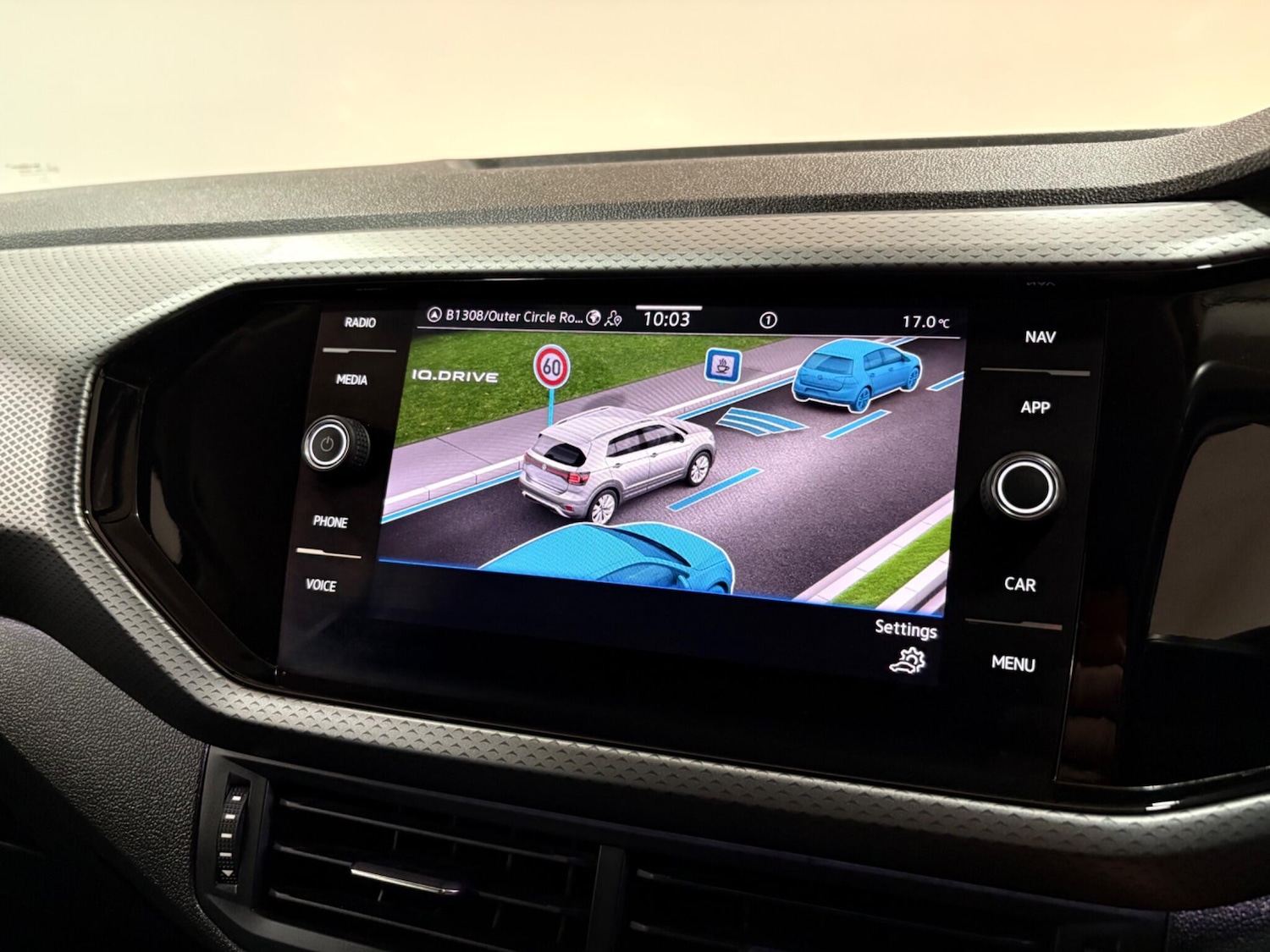 Used Volkswagen T-Cross 2022 for sale - 76912759: Photo 29