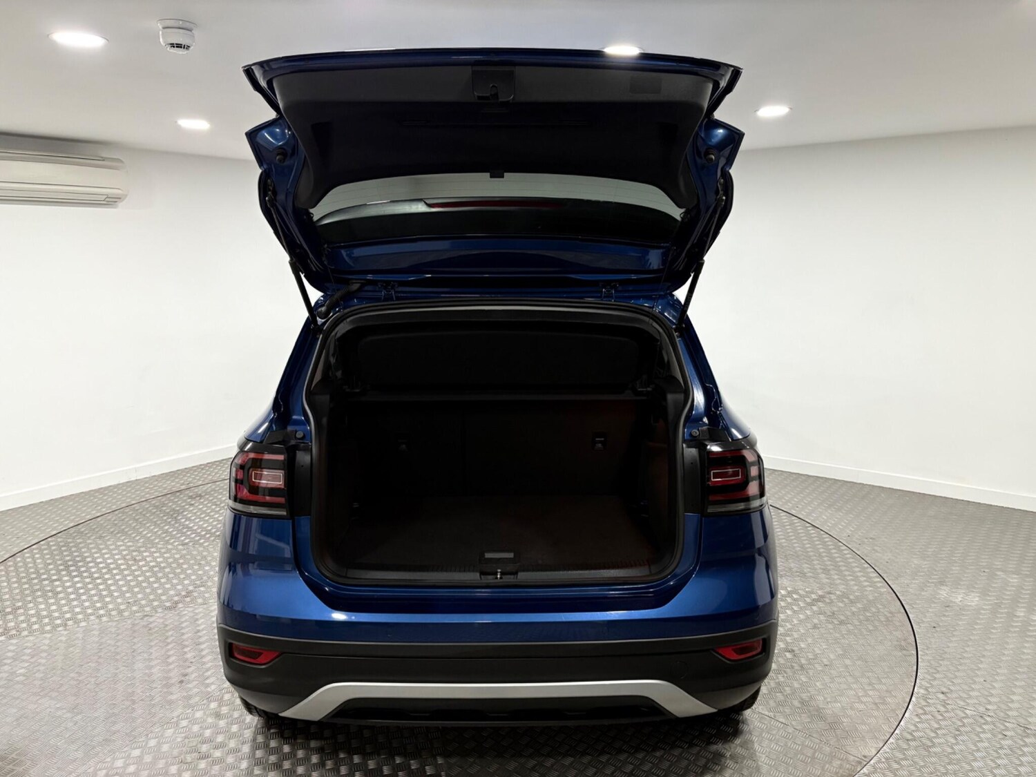 Used Volkswagen T-Cross 2022 for sale - 76912759: Photo 41