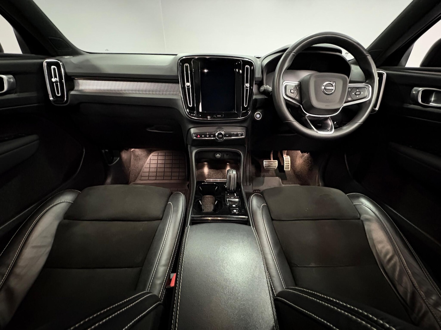 Used Volvo XC40 for sale - 78128166: Photo 10