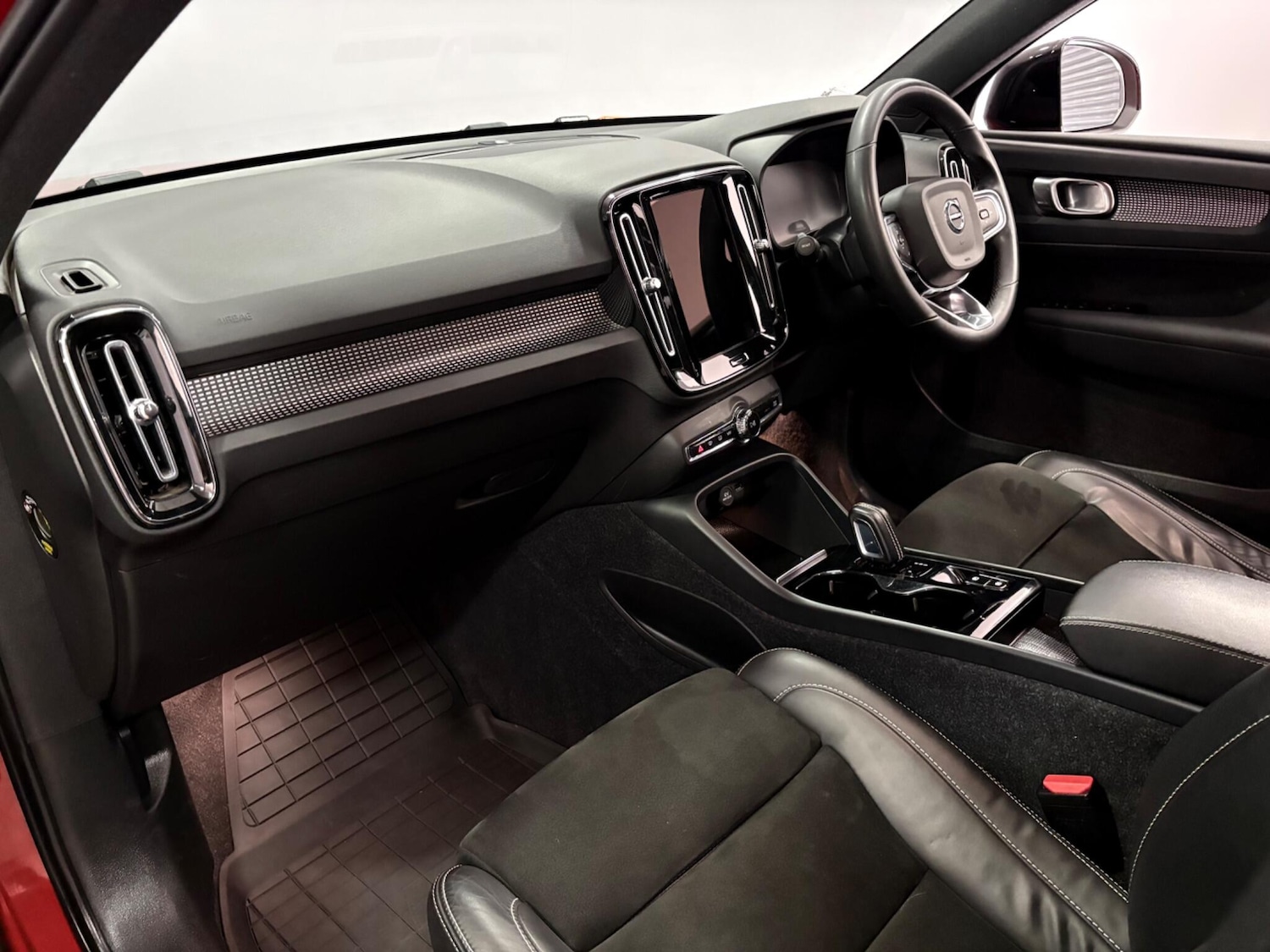 Used Volvo XC40 for sale - 78128166: Photo 11