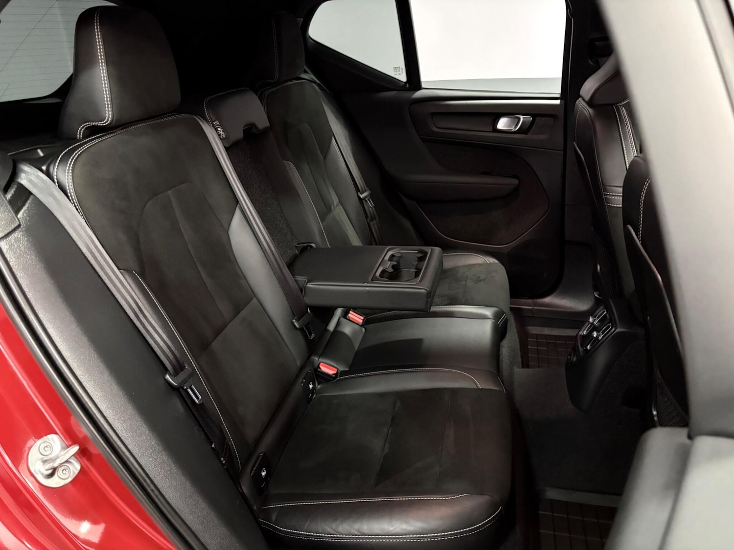 Used Volvo XC40 for sale - 78128166: Photo 37