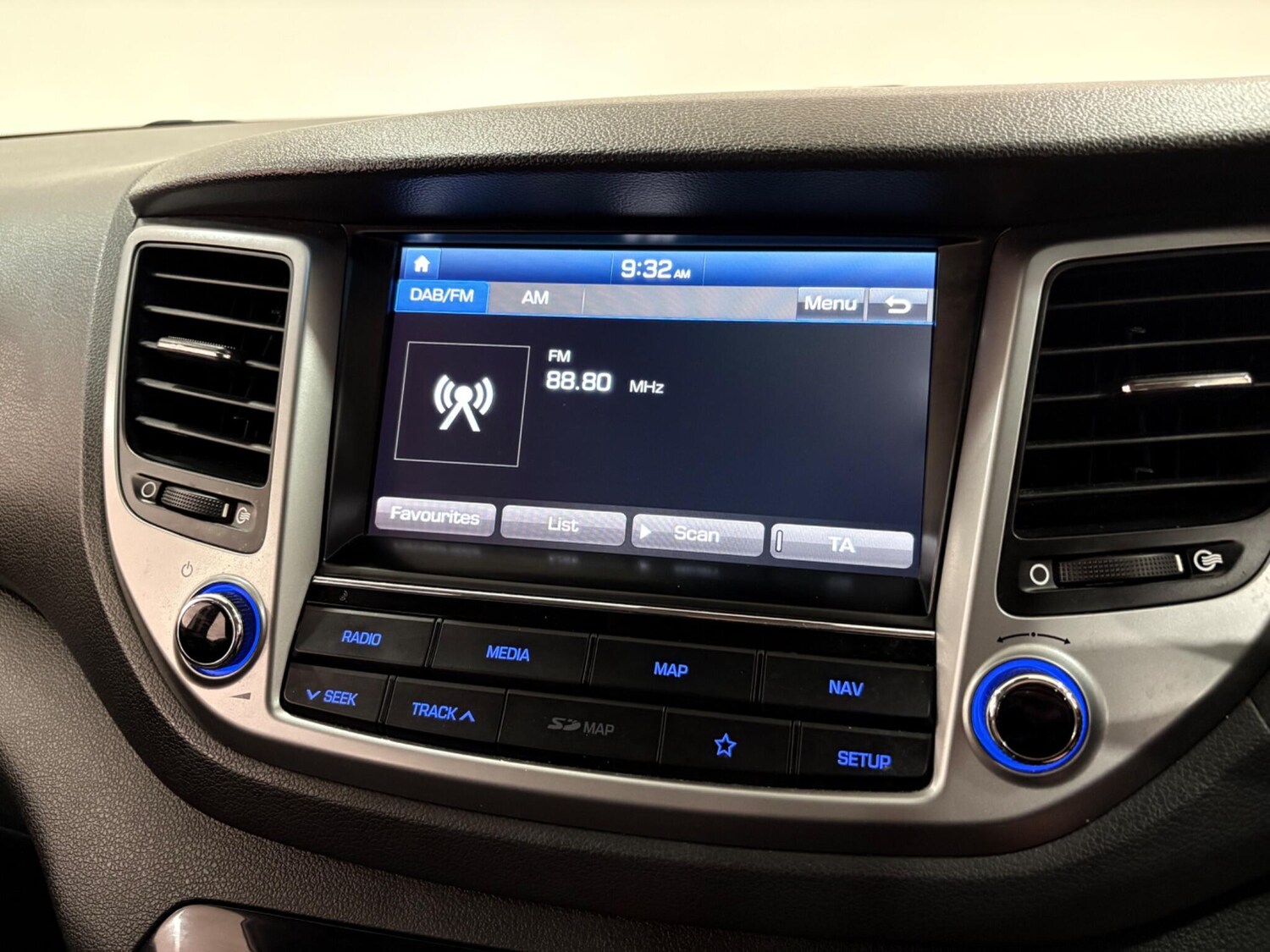 Used Hyundai TUCSON 2018 for sale - 75990088: Photo 28