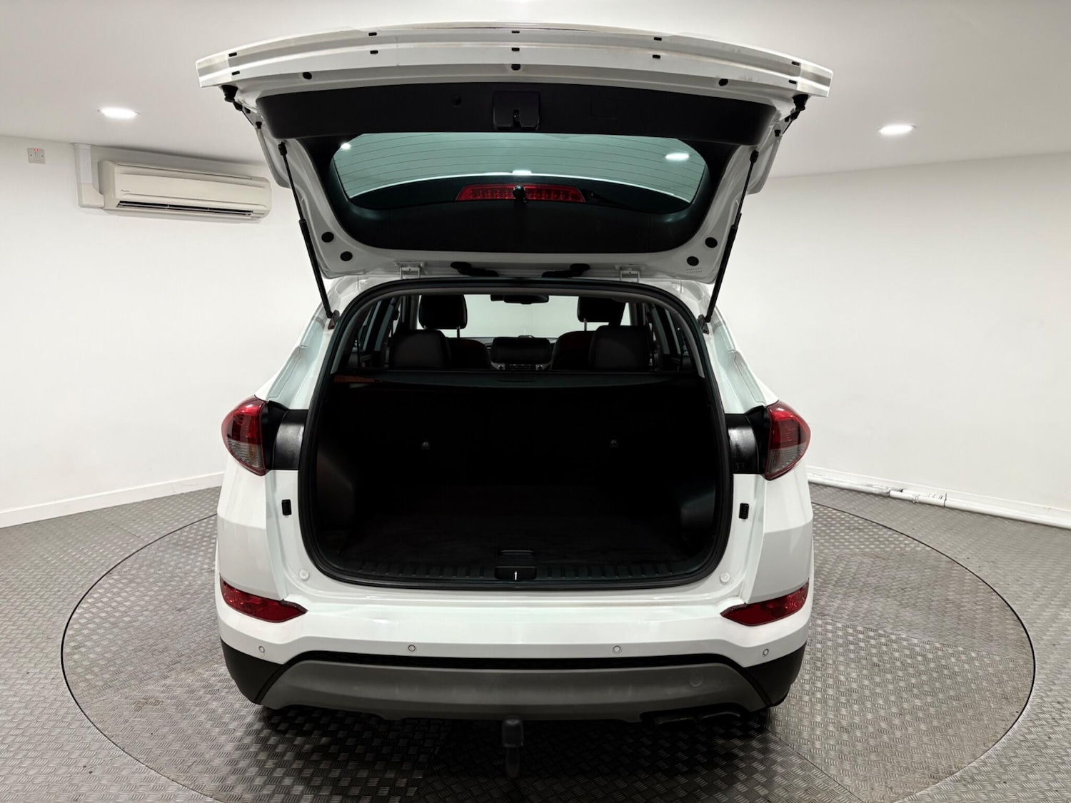 Used Hyundai TUCSON 2018 for sale - 75990088: Photo 41