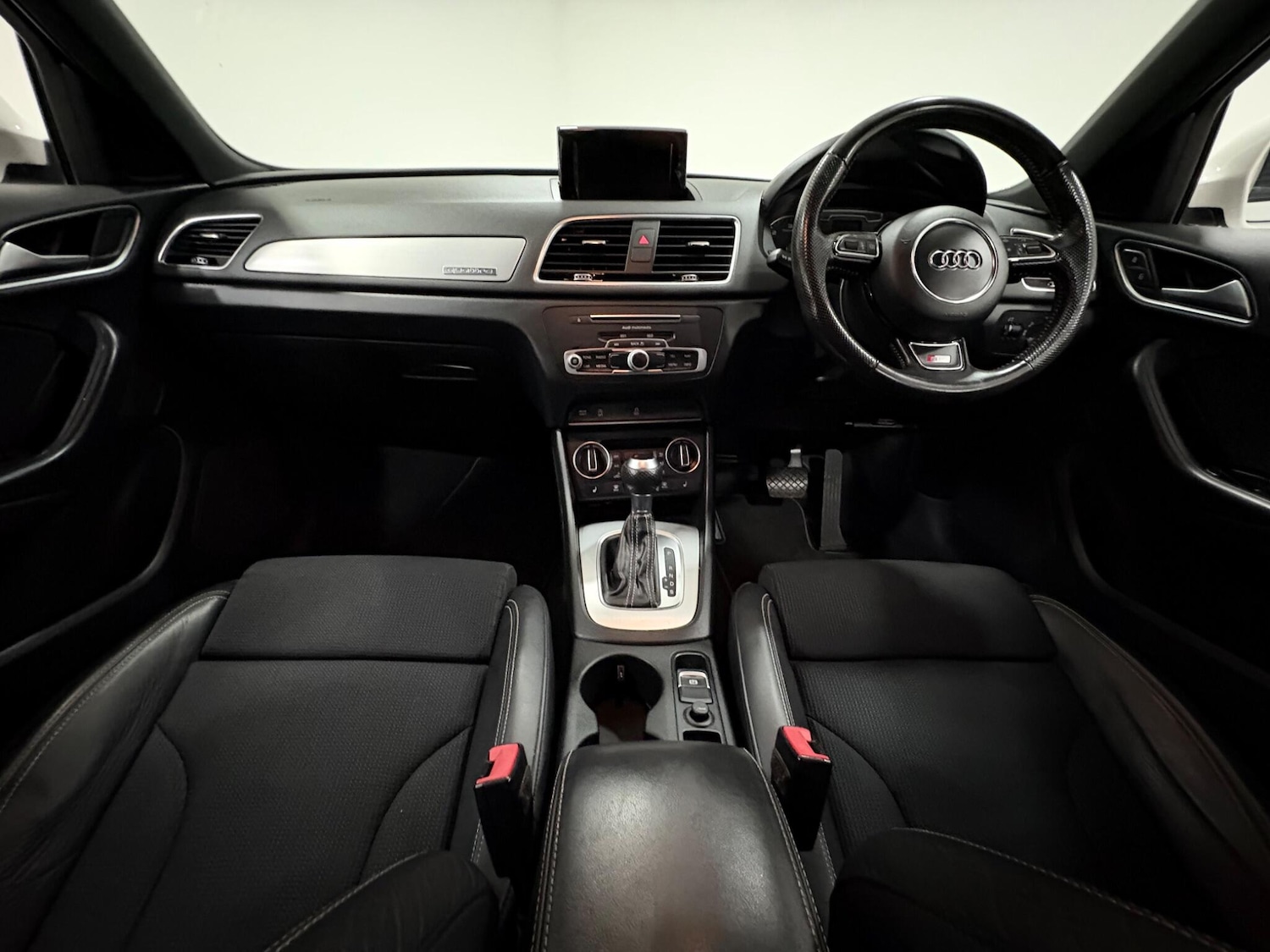 Used Audi Q3 2017 for sale - 77291149: Photo 10