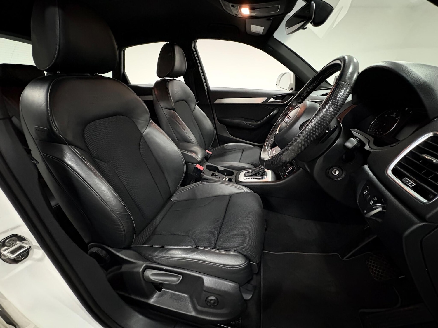 Used Audi Q3 2017 for sale - 77291149: Photo 12