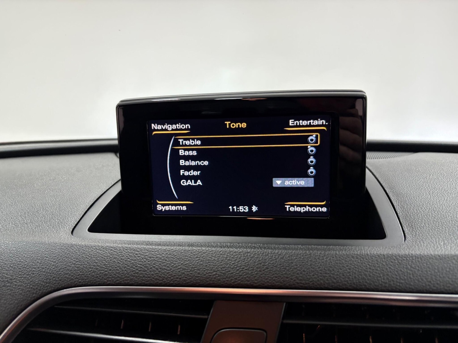 Used Audi Q3 2017 for sale - 77291149: Photo 25