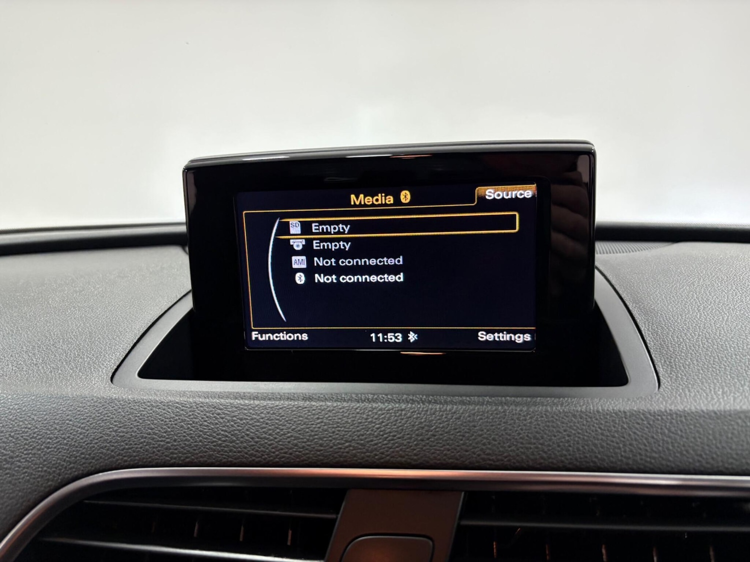 Used Audi Q3 2017 for sale - 77291149: Photo 26