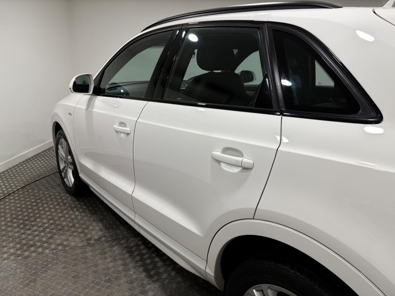 Used Audi Q3 2017 for sale - 77291149: Photo 49