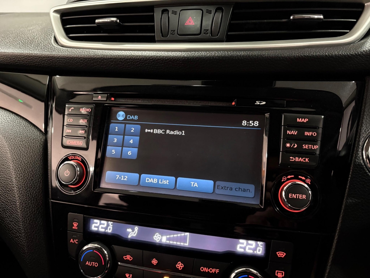 Used Nissan Qashqai 2015 for sale - 77696320: Photo 21