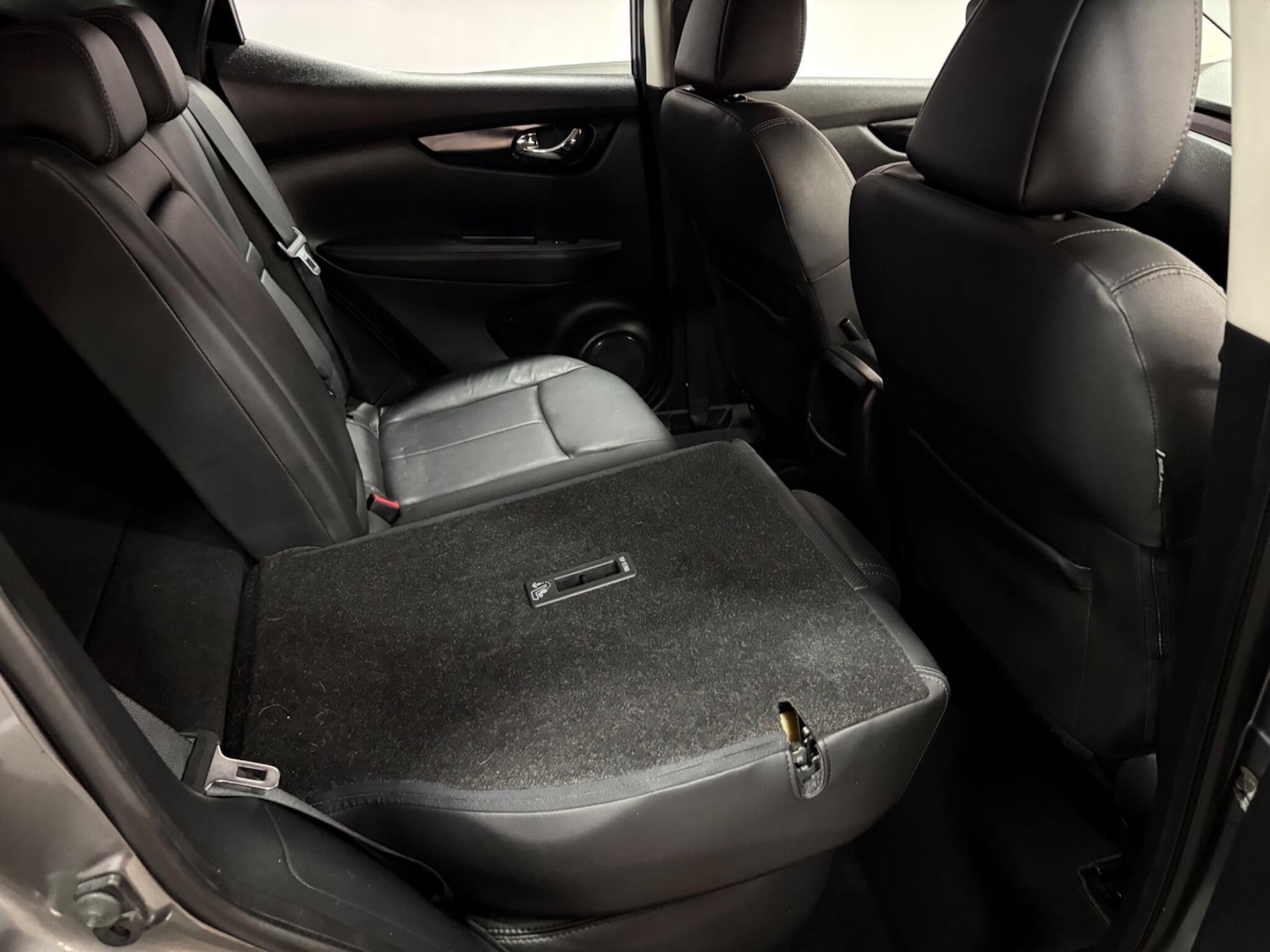 Used Nissan Qashqai 2015 for sale - 77696320: Photo 40